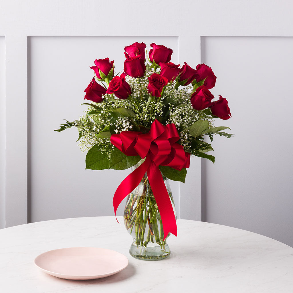Unforgettable Arrangement Red
