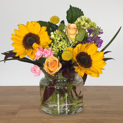 Castle Rock Arrangement – ROCKY MOUNTAIN FLOWERS & GIFTING, Aurora CO